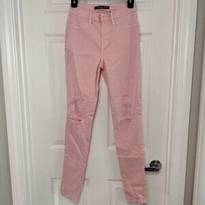 FashionNova Pink Distressed Knee Skinny Jeans Size 9